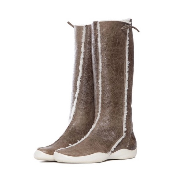 PRADA Leather Snow Boots - Picture 1 of 6